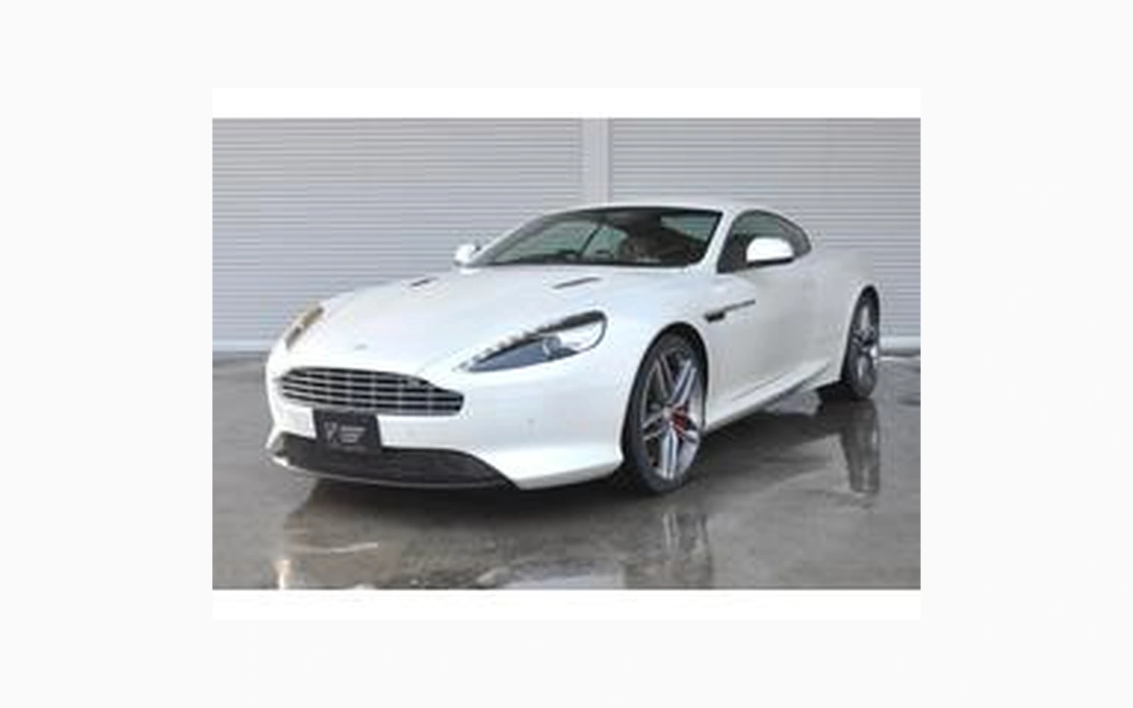 Aston Martin VIRAGE