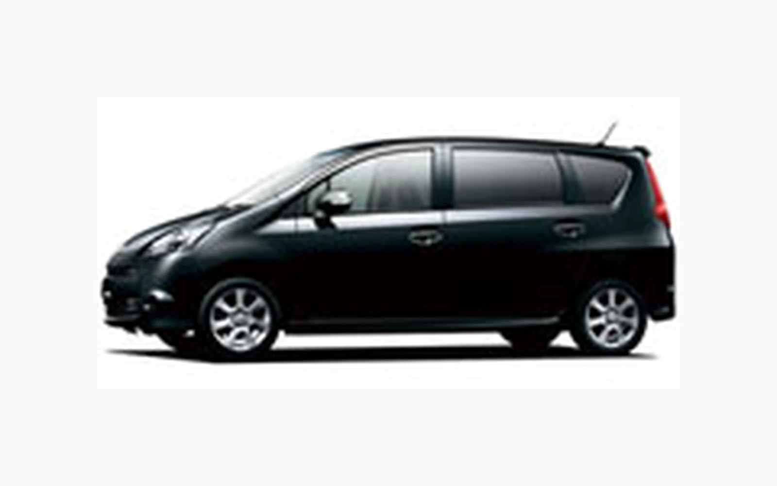 Daihatsu BOON LUMINAS