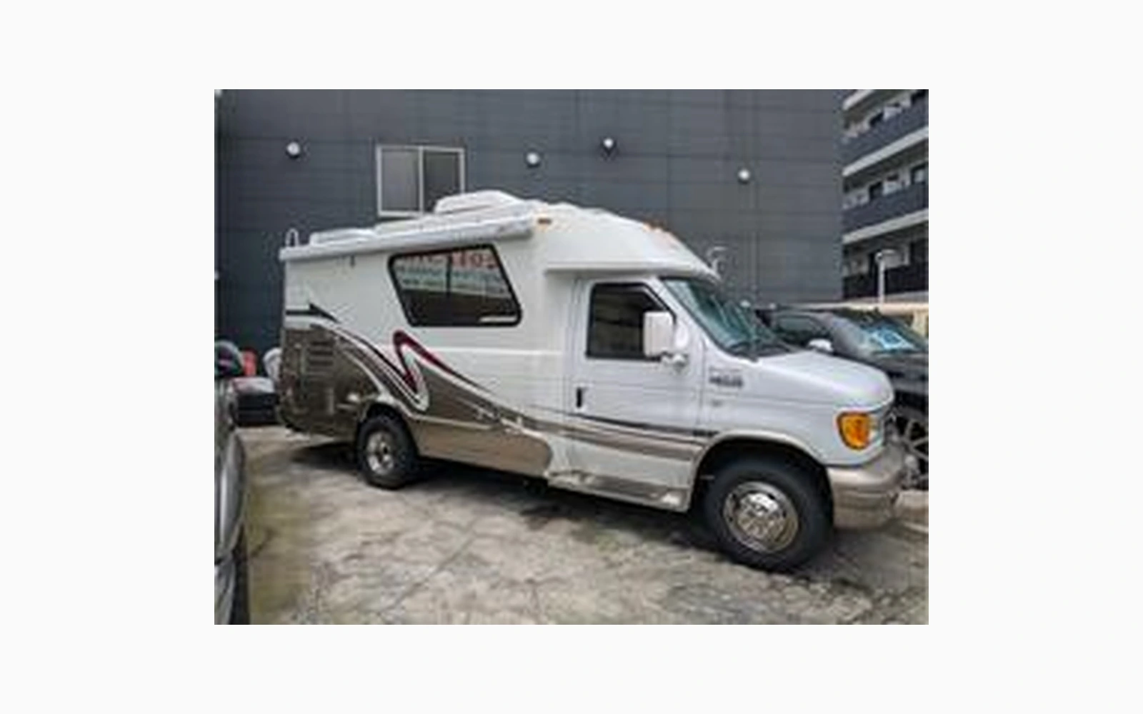 Ford E-350