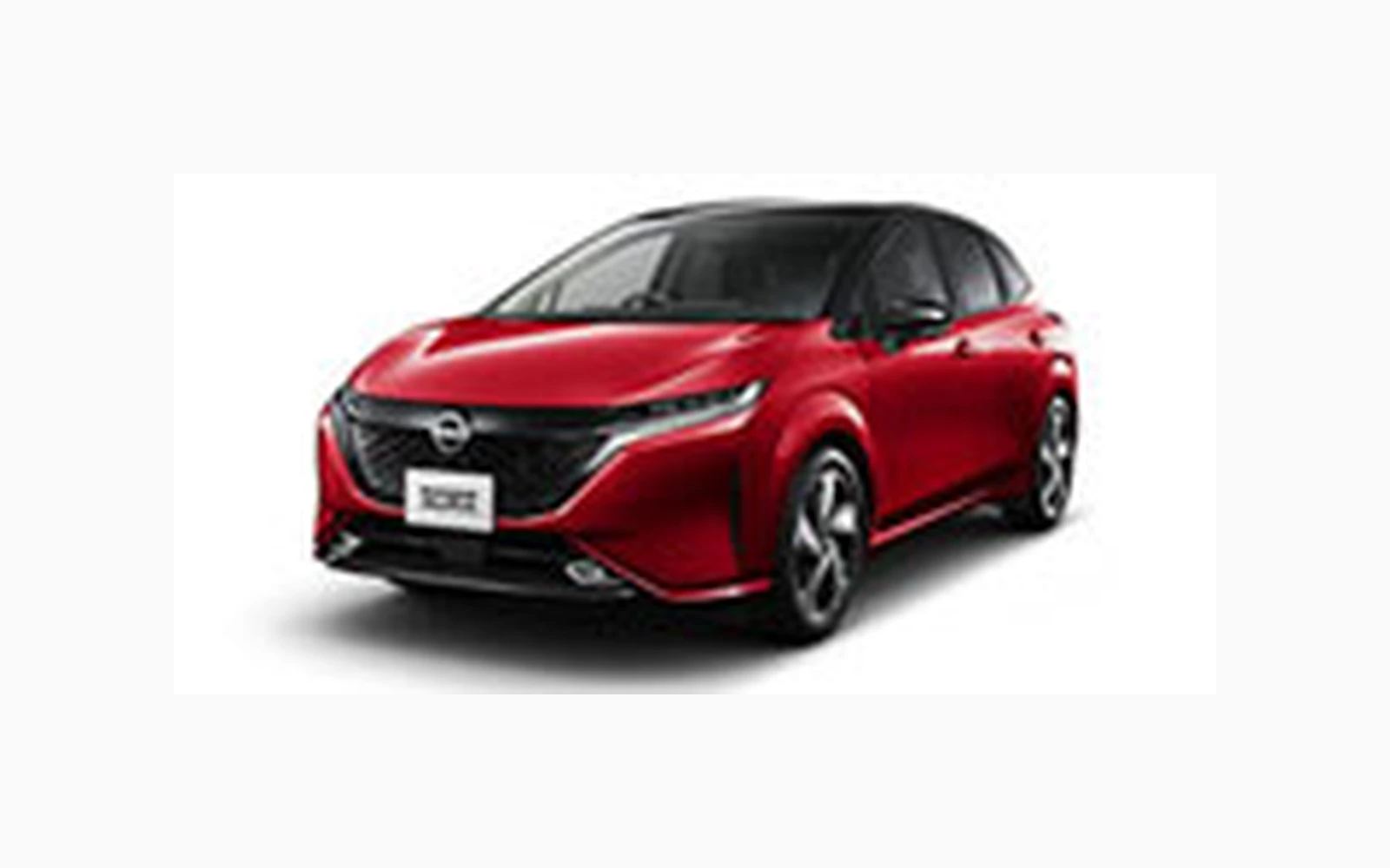 Nissan AURA