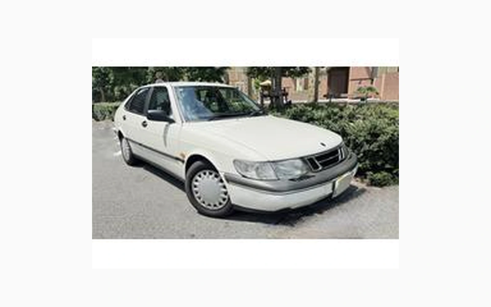 Saab 900 SERIES SEDAN