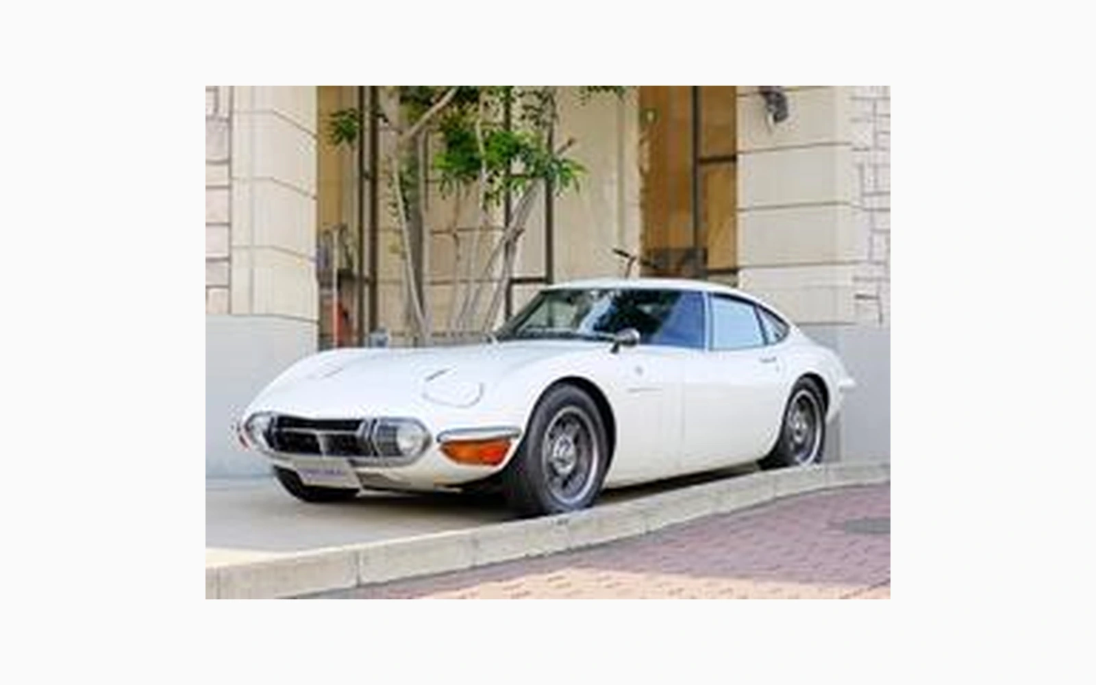 Toyota 2000GT