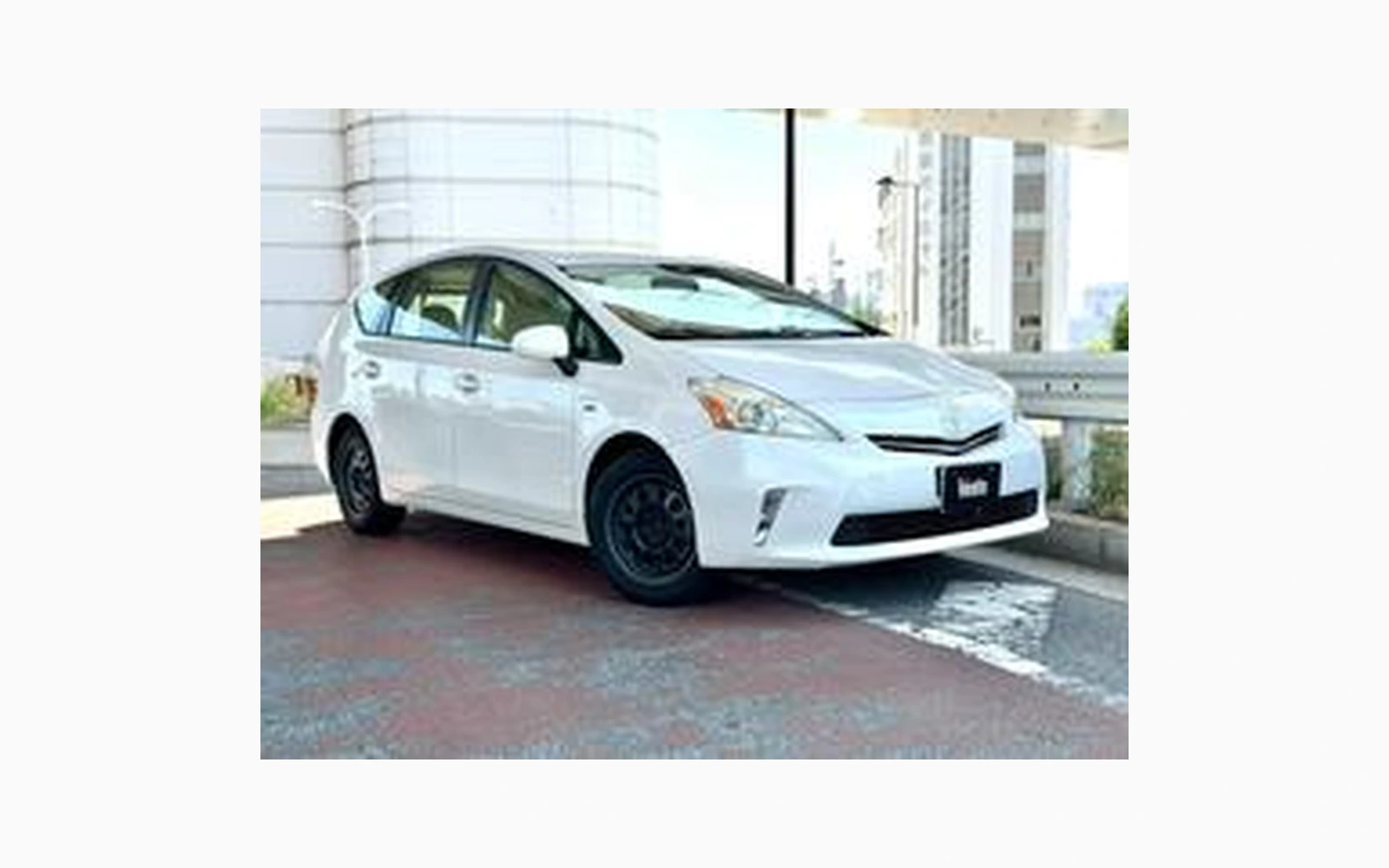 Toyota PRIUS V